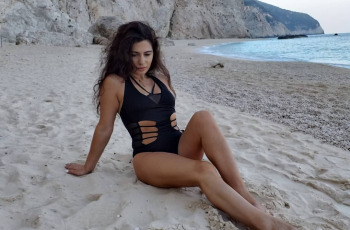 Merzifon Külotsuz Gezen Escort Filiz